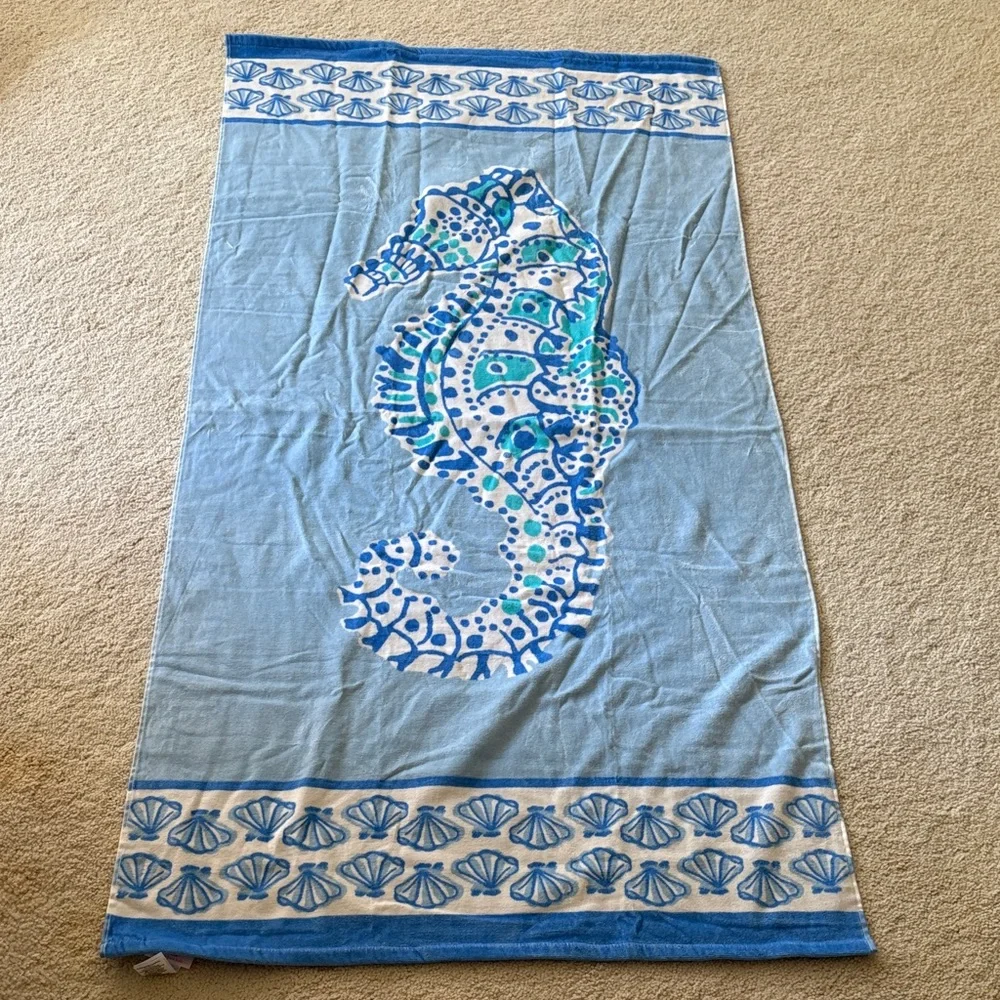 NWOT Lilly Pulitzer Oversized Blue Seahorse Beach Towel